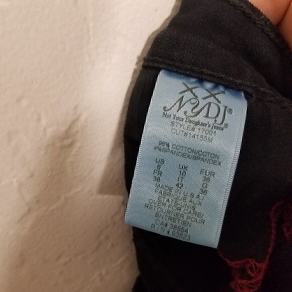 NYDJ Made For Real Women With Real Curves Stretch Capri Jeans Size 6 - Picture 8 of 8